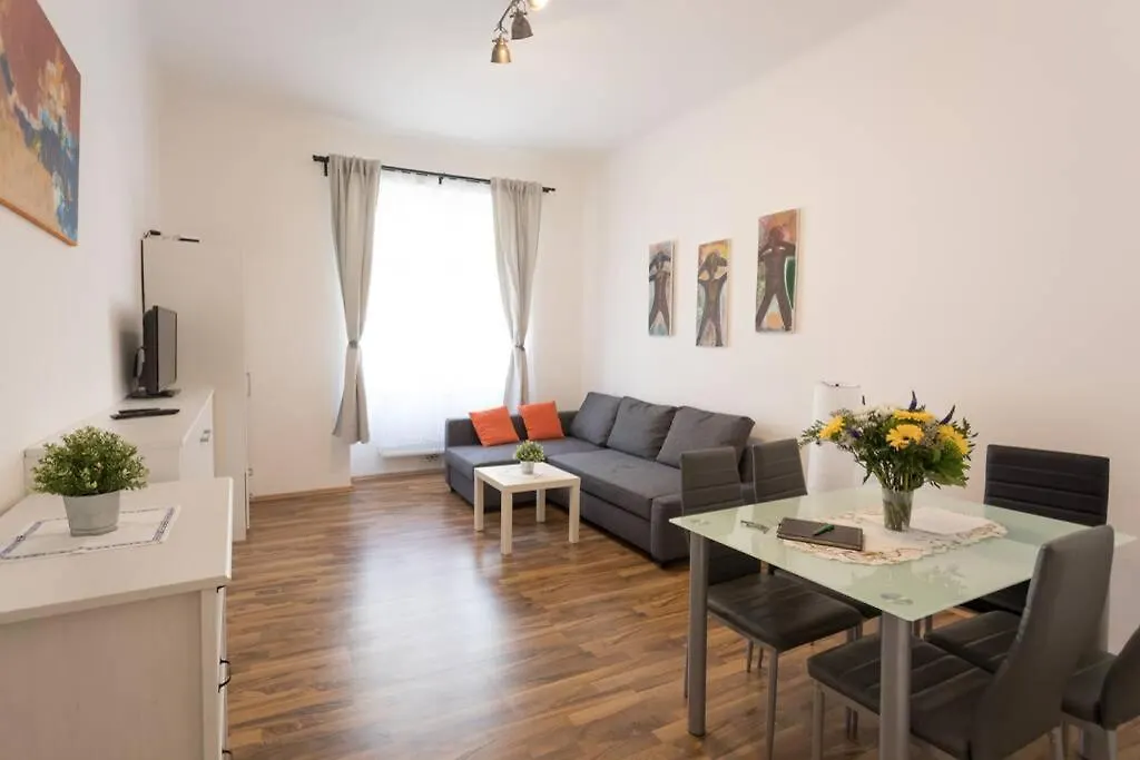 16 C&J'S Apartment Viena